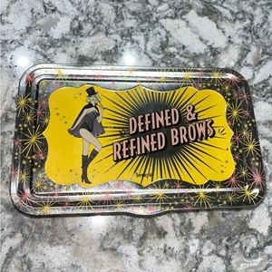 Benefit Cosmetics Kabrow tin